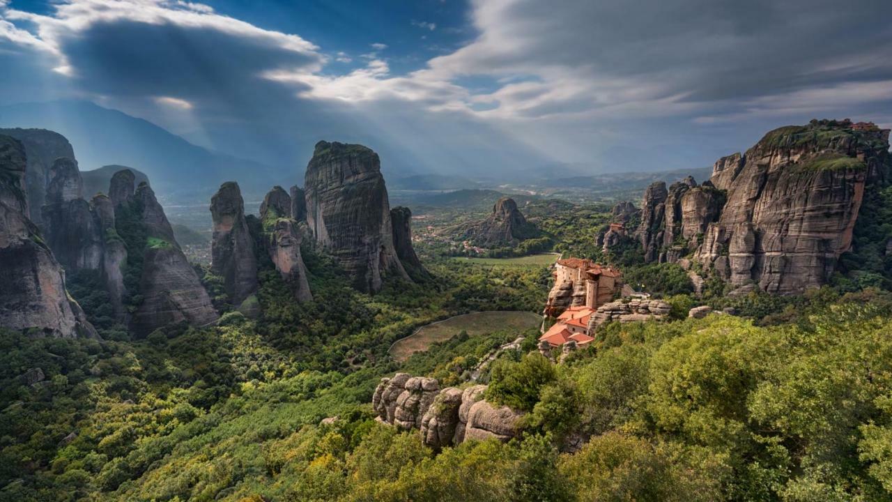 The Balcony Of Meteora The Center Of Kalabaka Apartamento Exterior foto